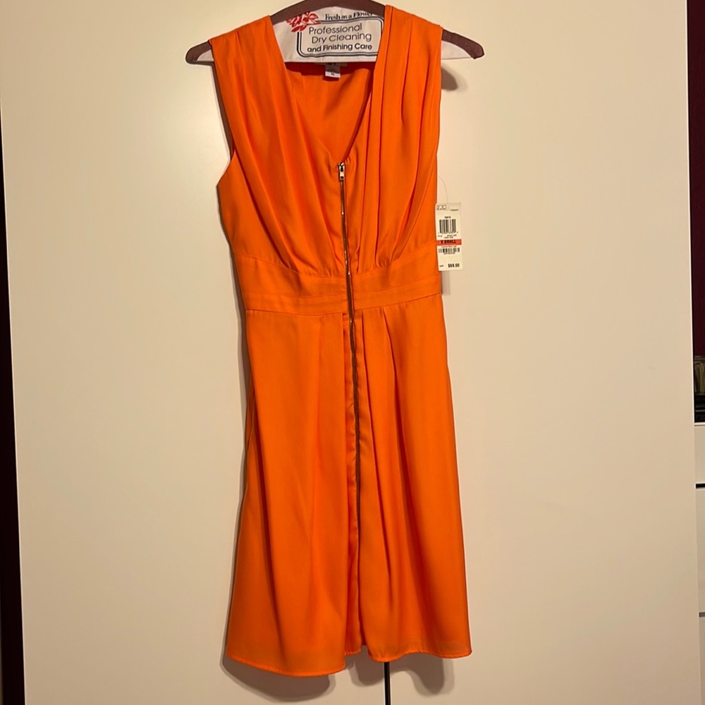 (NWT) BAR III - WOMEN’S CORAL ROSE DRESS - SIZE XS